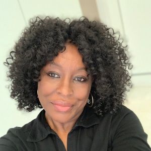 Meet your Posher, Cindy